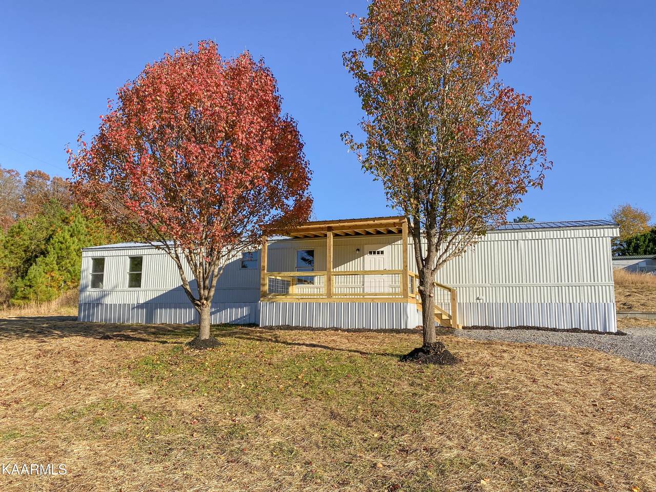 122 Carlos Way - Photo 1