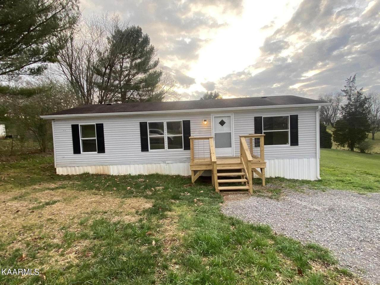 112 Carter Drive - Photo 1