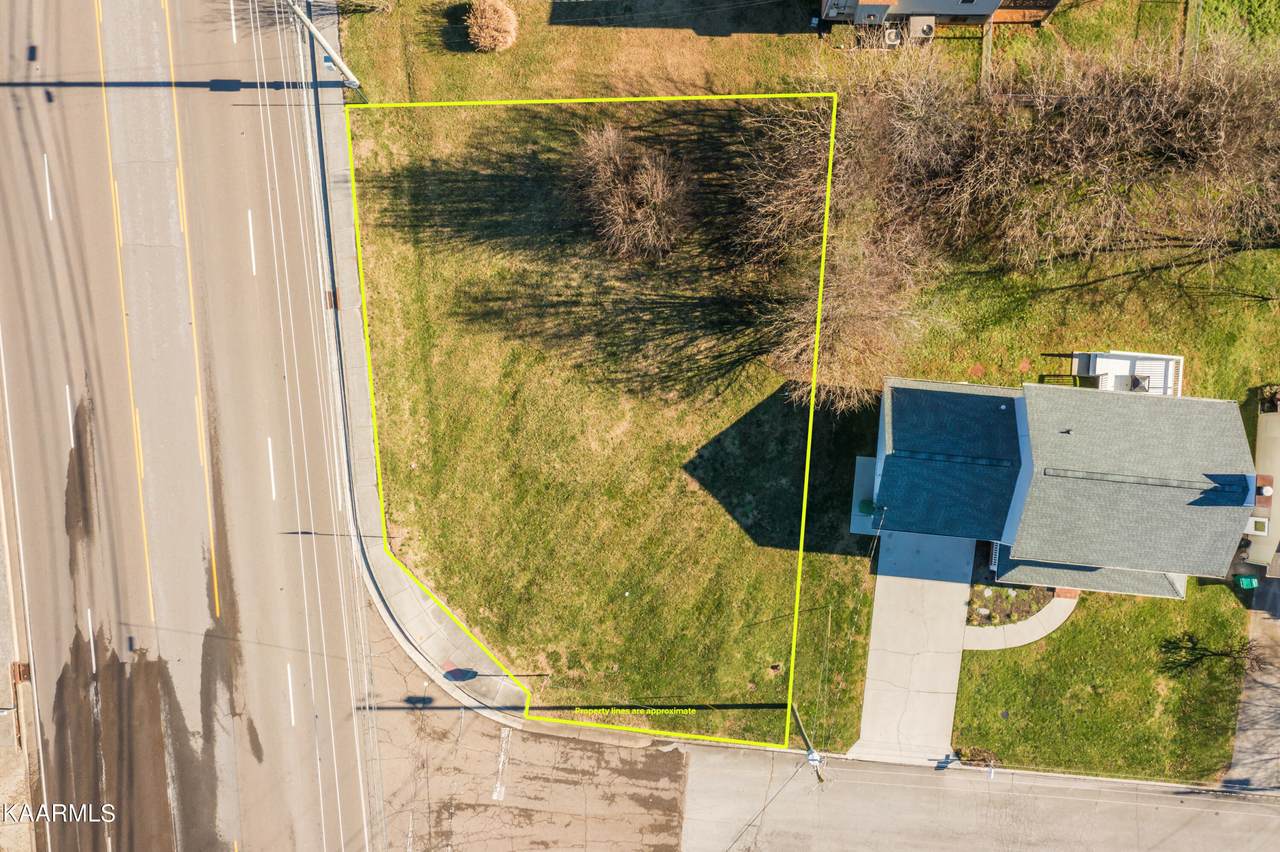 7546 Holly Crest Lane - Photo 1