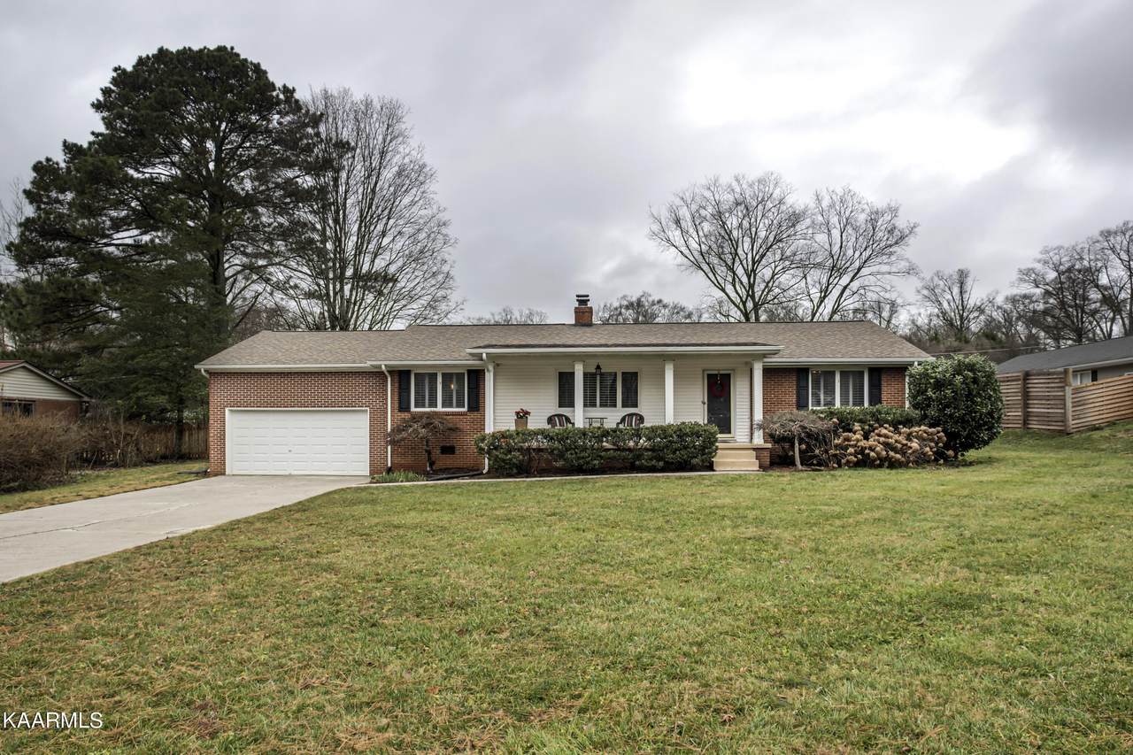 6831 Dorchester Drive - Photo 1