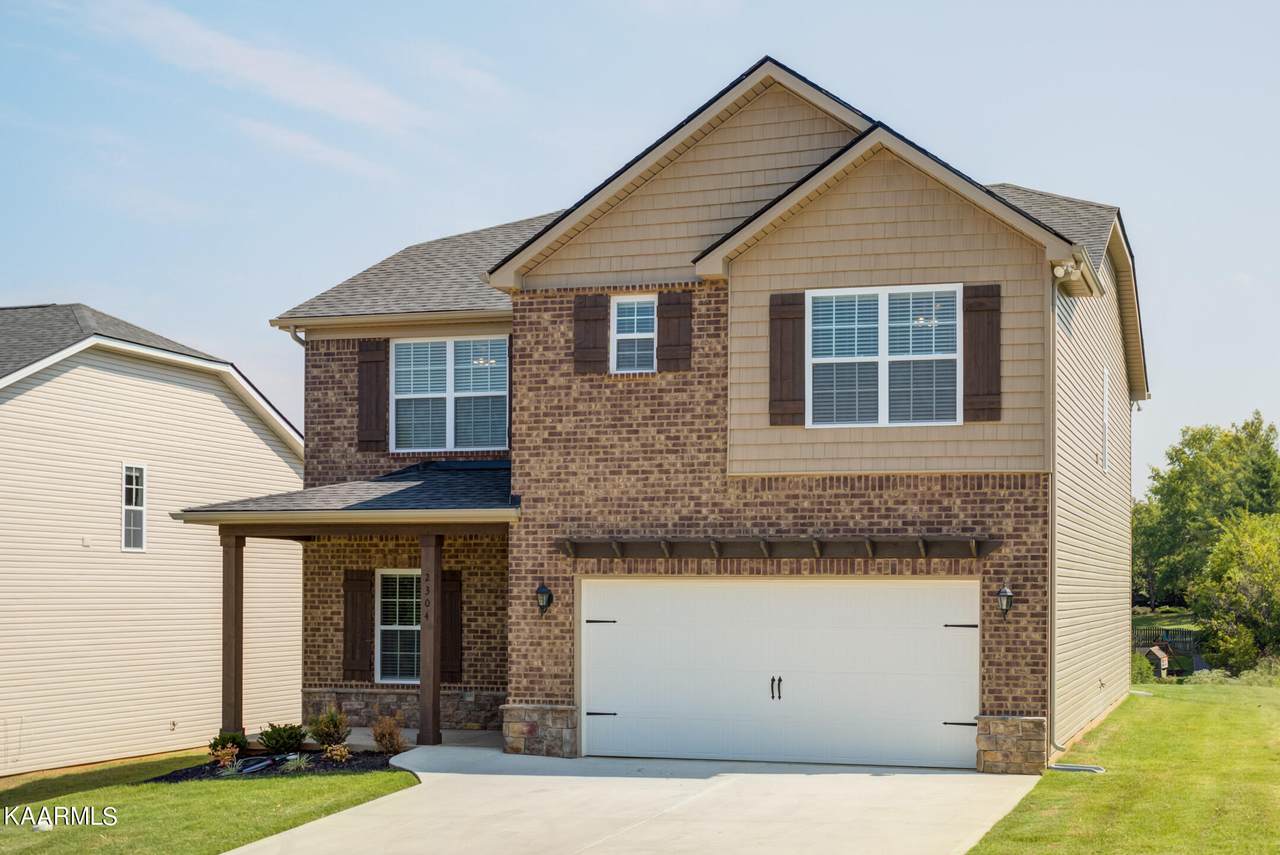 2402 Union Pointe Lane - Photo 1