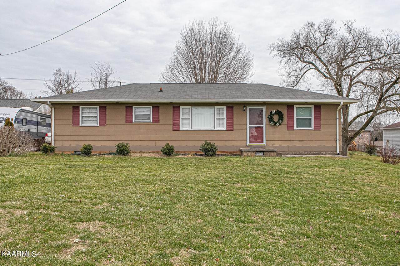 8012 Powell Heights Rd - Photo 1