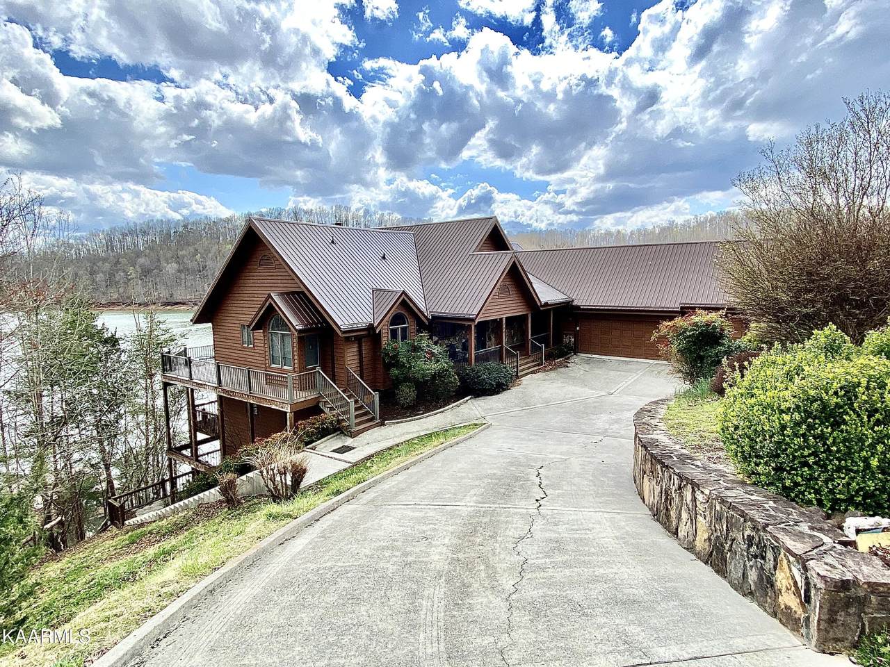 339 Deer Ridge Lane - Photo 1