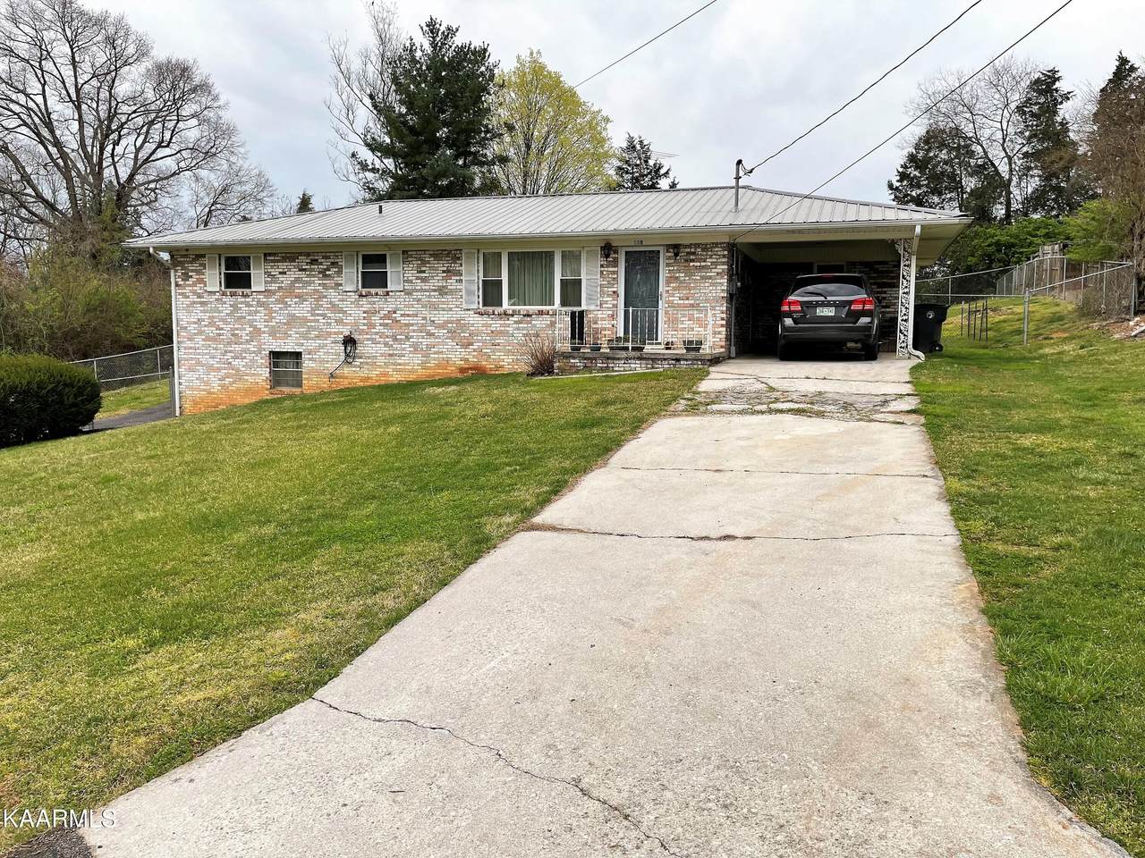 138 Britton Drive - Photo 1