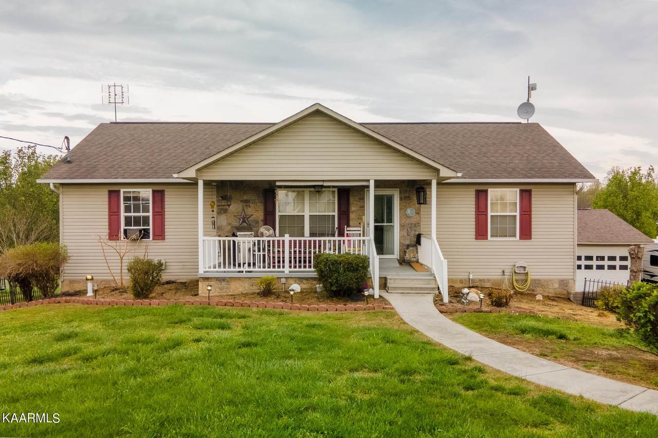 128 Ridgefield Drive - Photo 1