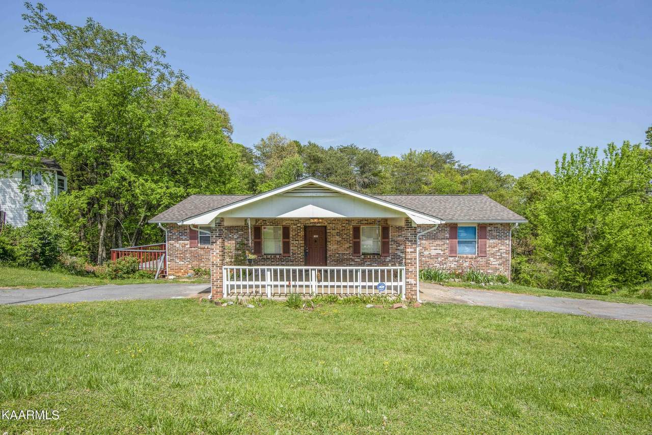 1480 Avery Circle - Photo 1