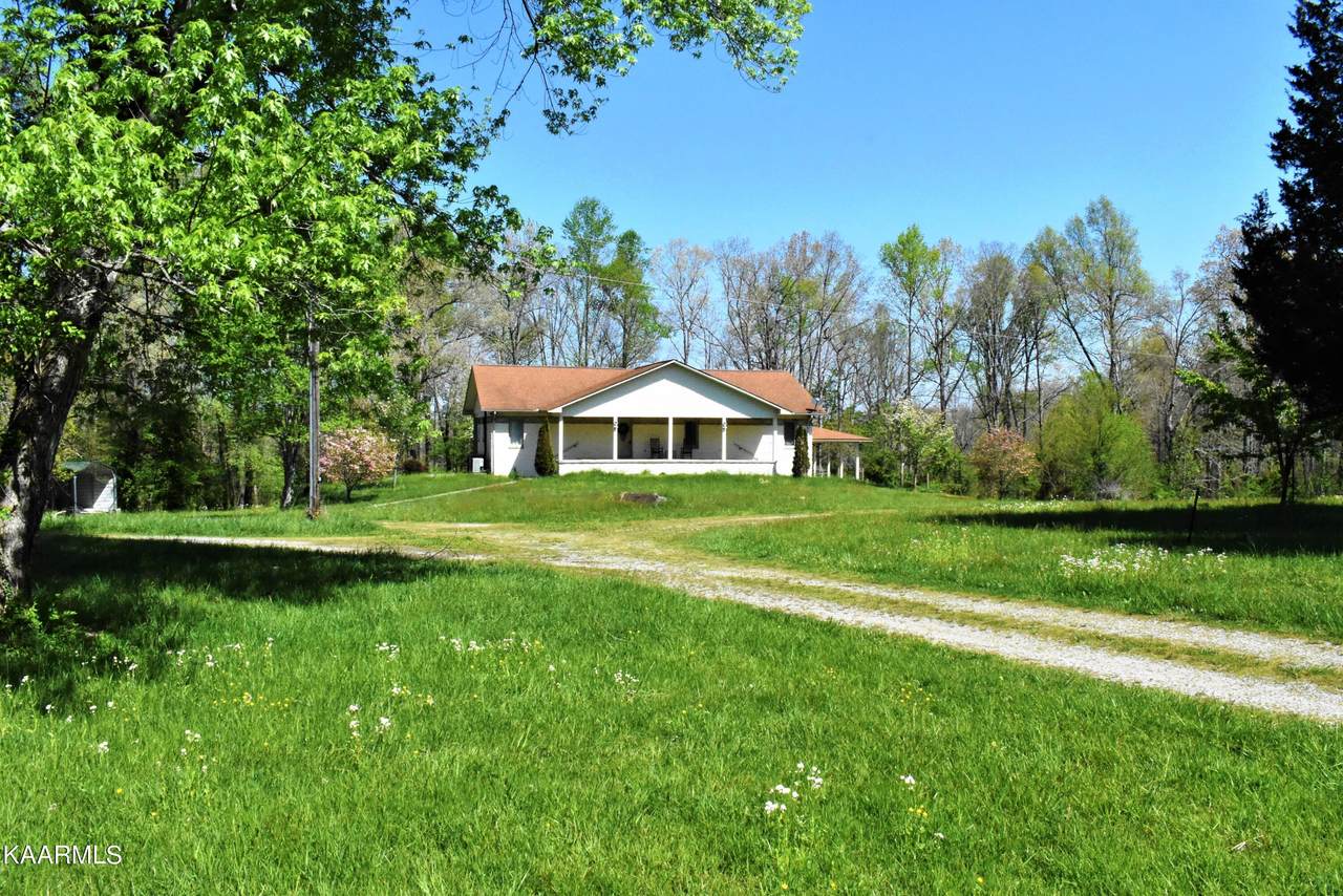 206 Land Lane - Photo 1