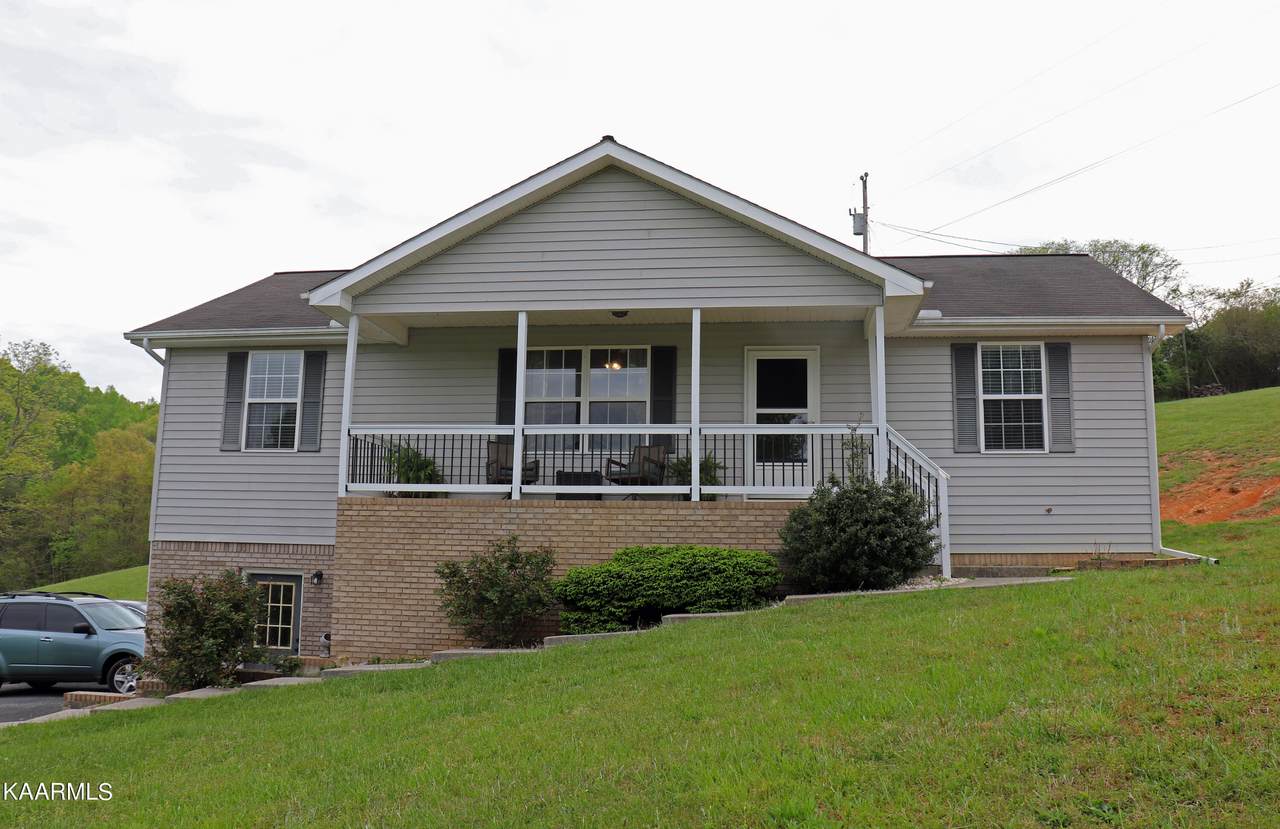 111 Melissa Lane - Photo 1