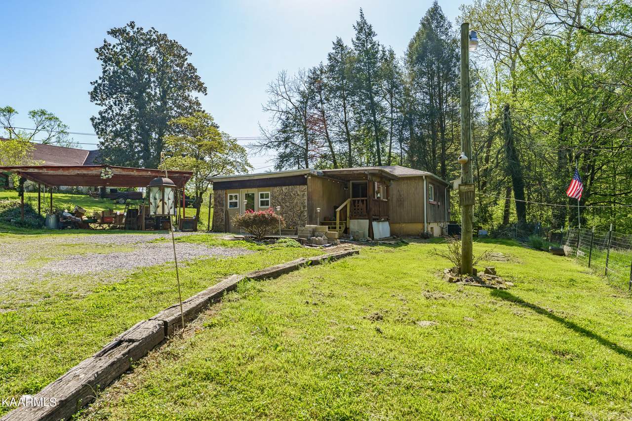 2401 Maryville Pike - Photo 1