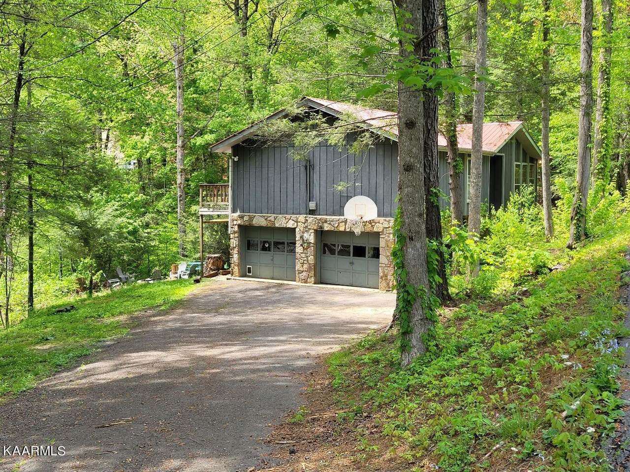 652 Tank Hills Rd - Photo 1