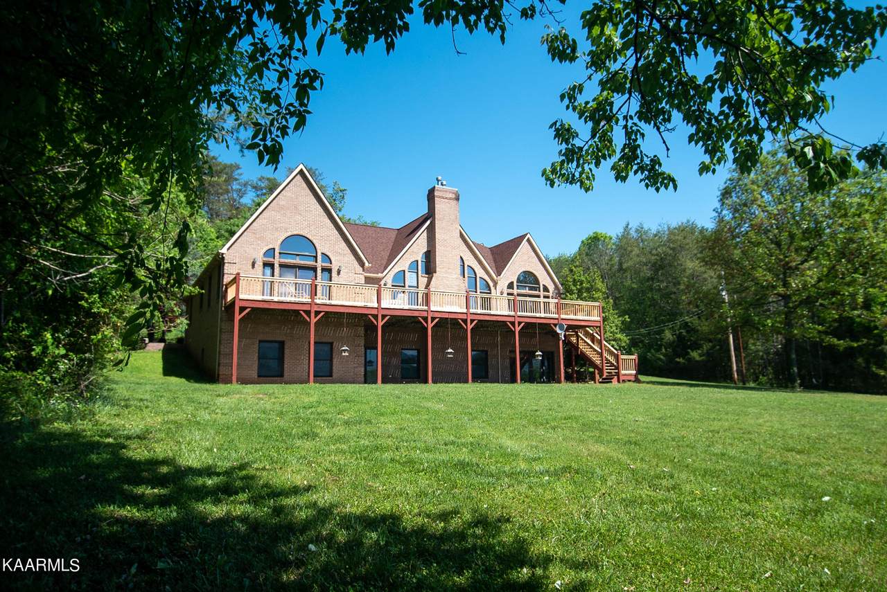 646 Dixon Farm Rd - Photo 1