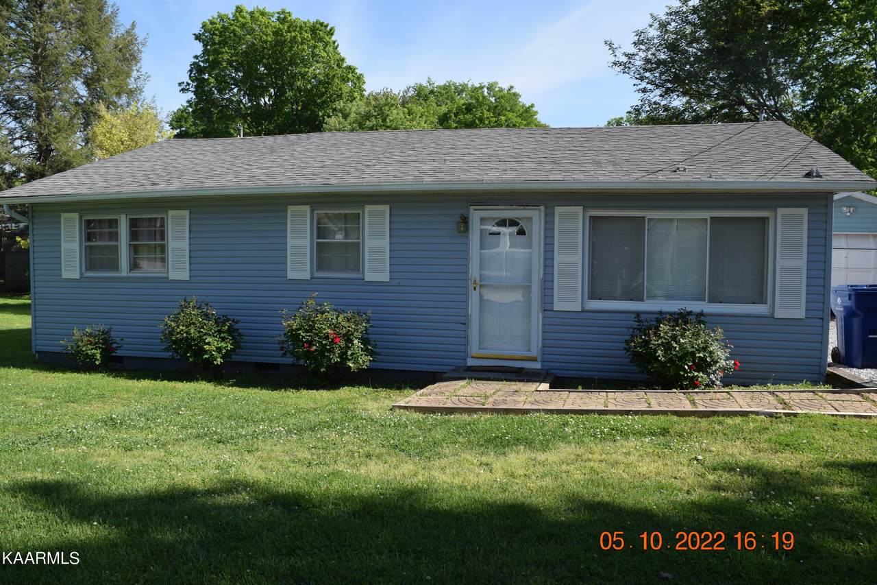 719 Eastern St - Photo 1