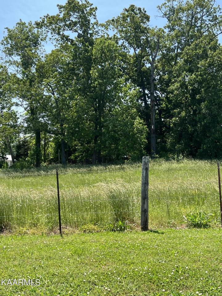 129 Ogle Drive - Photo 1