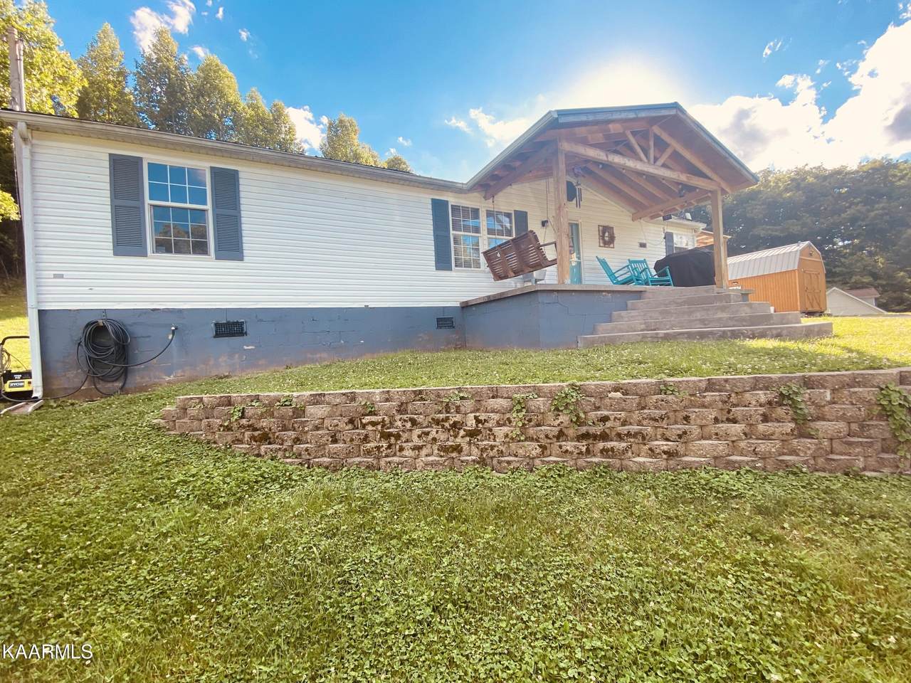 152 Celesta Drive - Photo 1