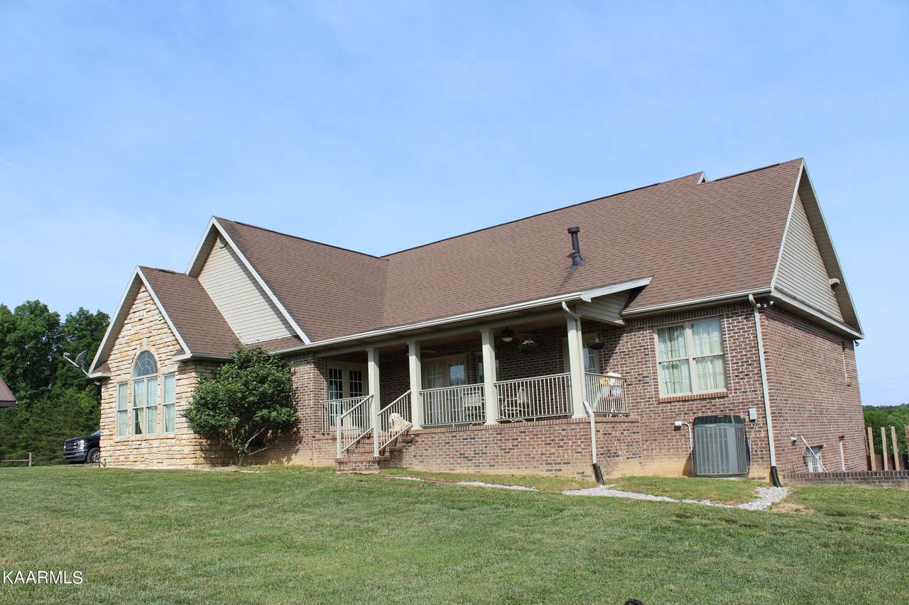 541 Mae Drive - Photo 1