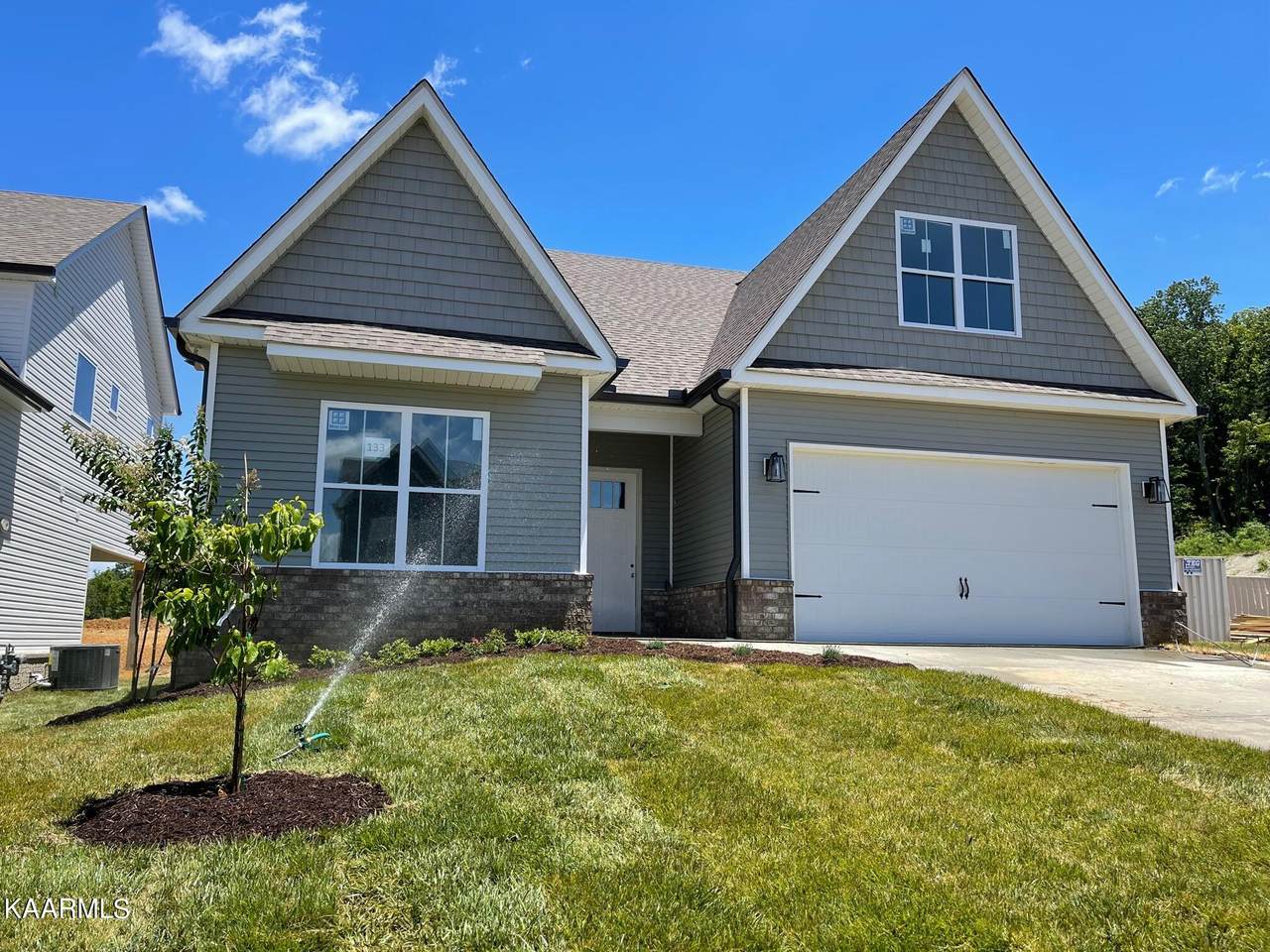 901 Belle Pond Ave - Photo 1