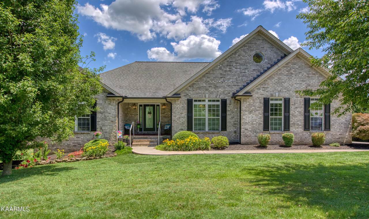 7900 Scenic View Drive - Photo 1