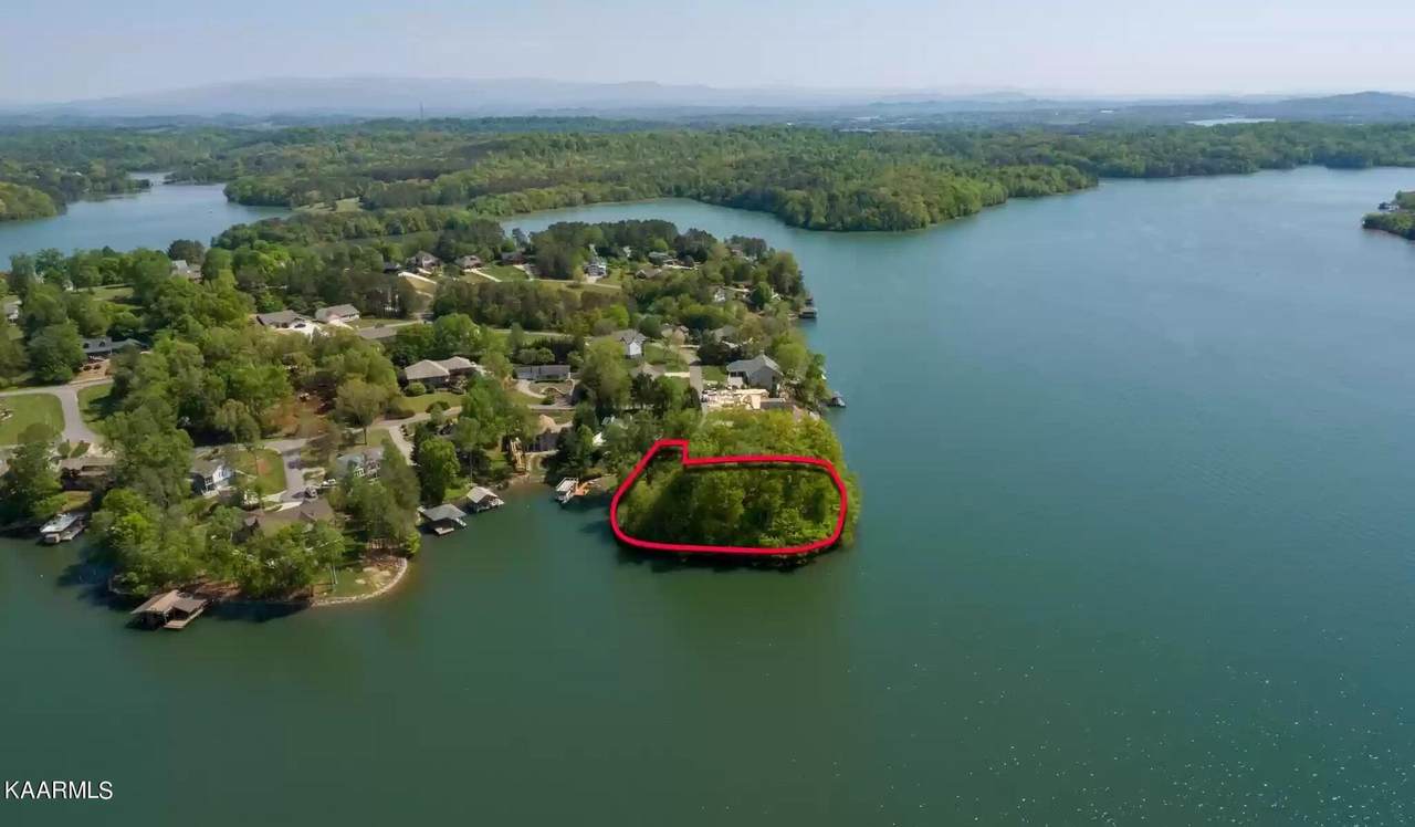 228 Cove Drive - Photo 1