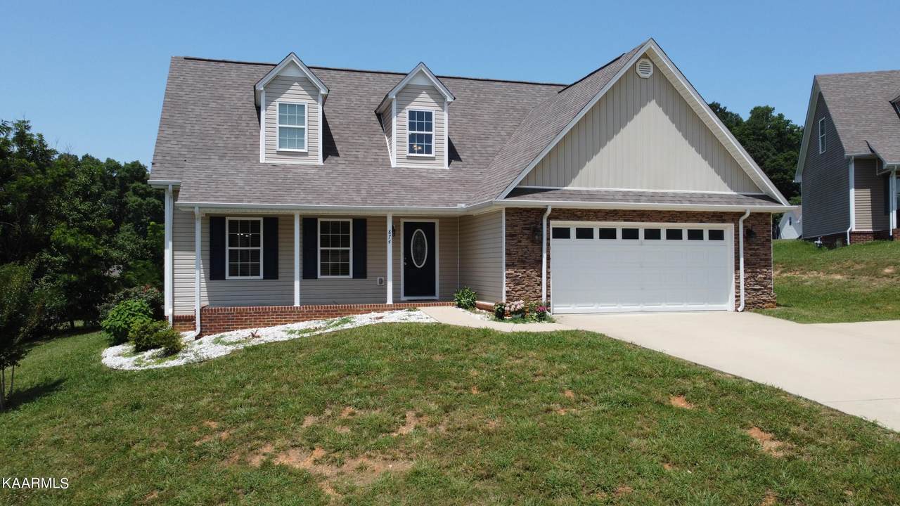 874 Hemlock Circle - Photo 1