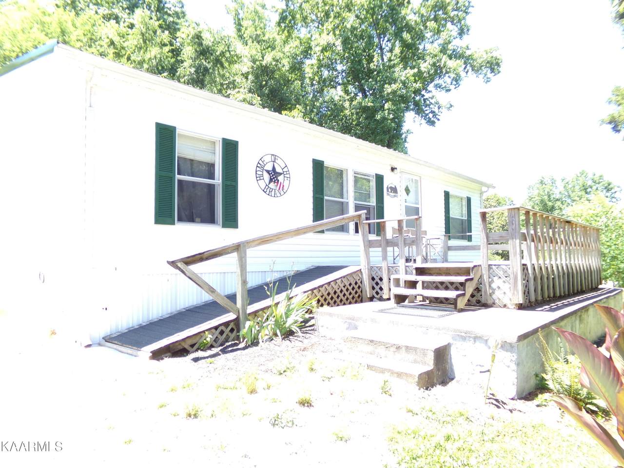 124 Davis Rd - Photo 1