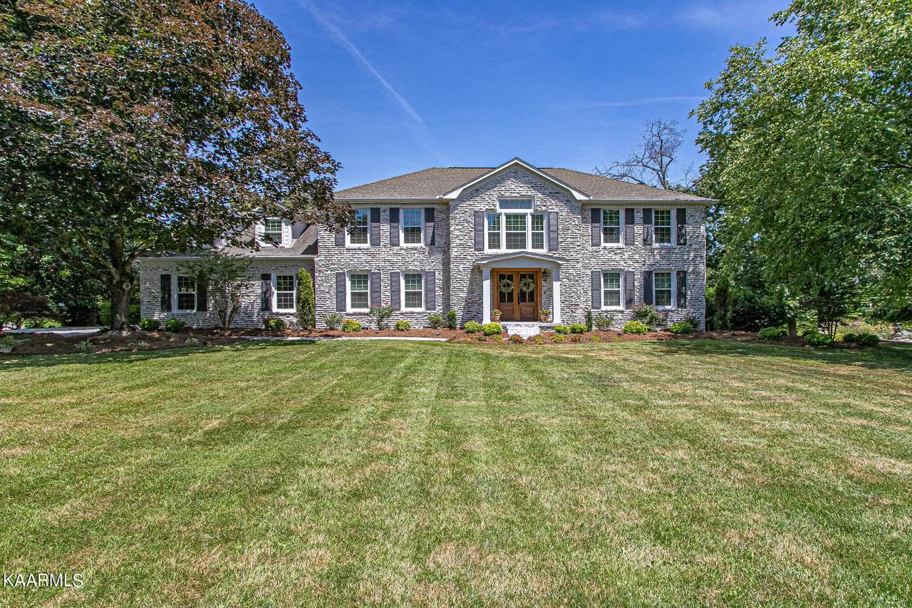 11911 Fox Chase Circle - Photo 1
