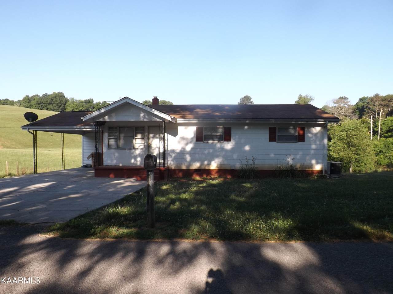 1087 Harmon Rd - Photo 1