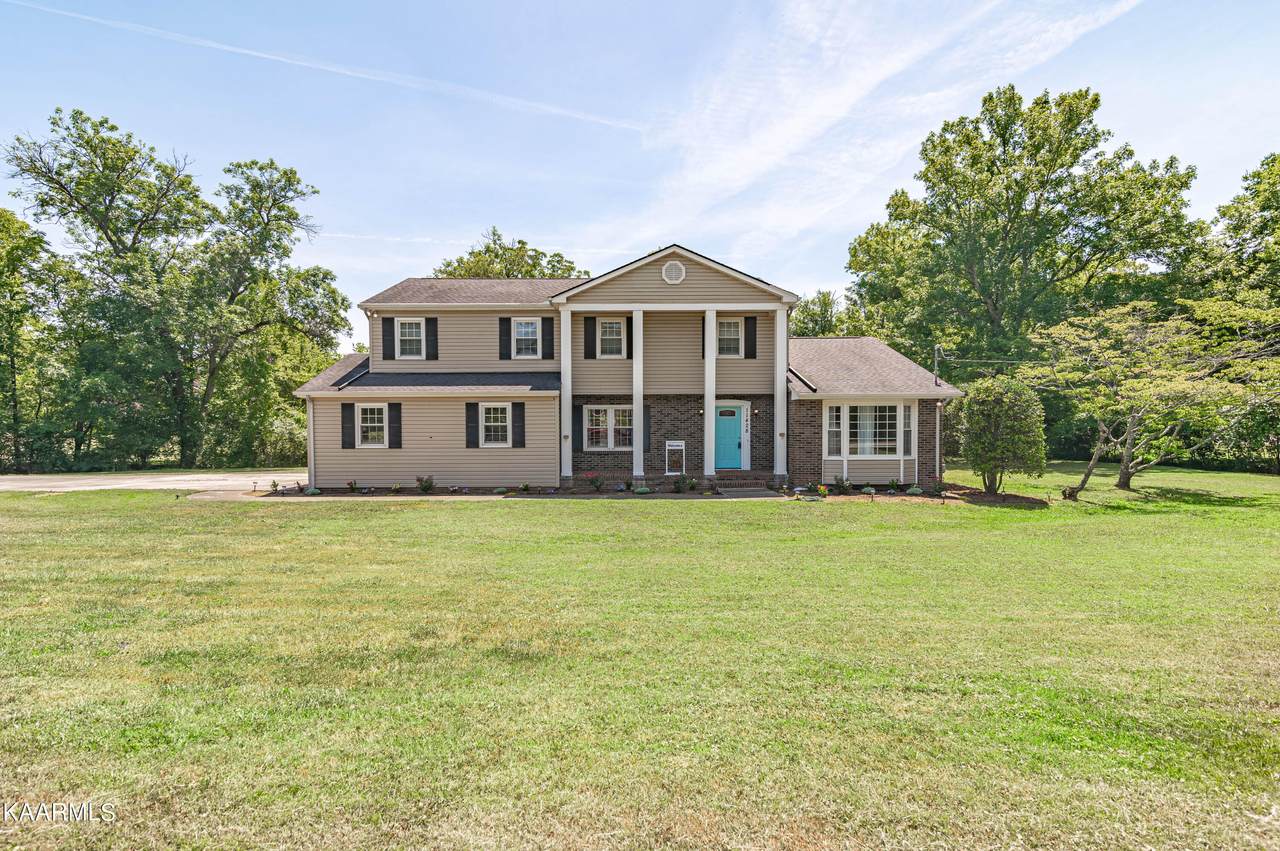 11428 Old Colony Pkwy - Photo 1