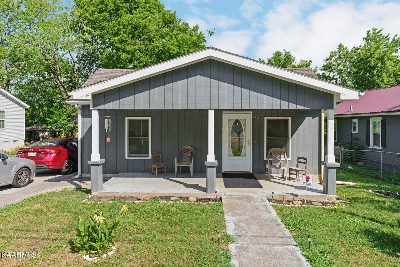2802 Nichols Ave - Photo 1