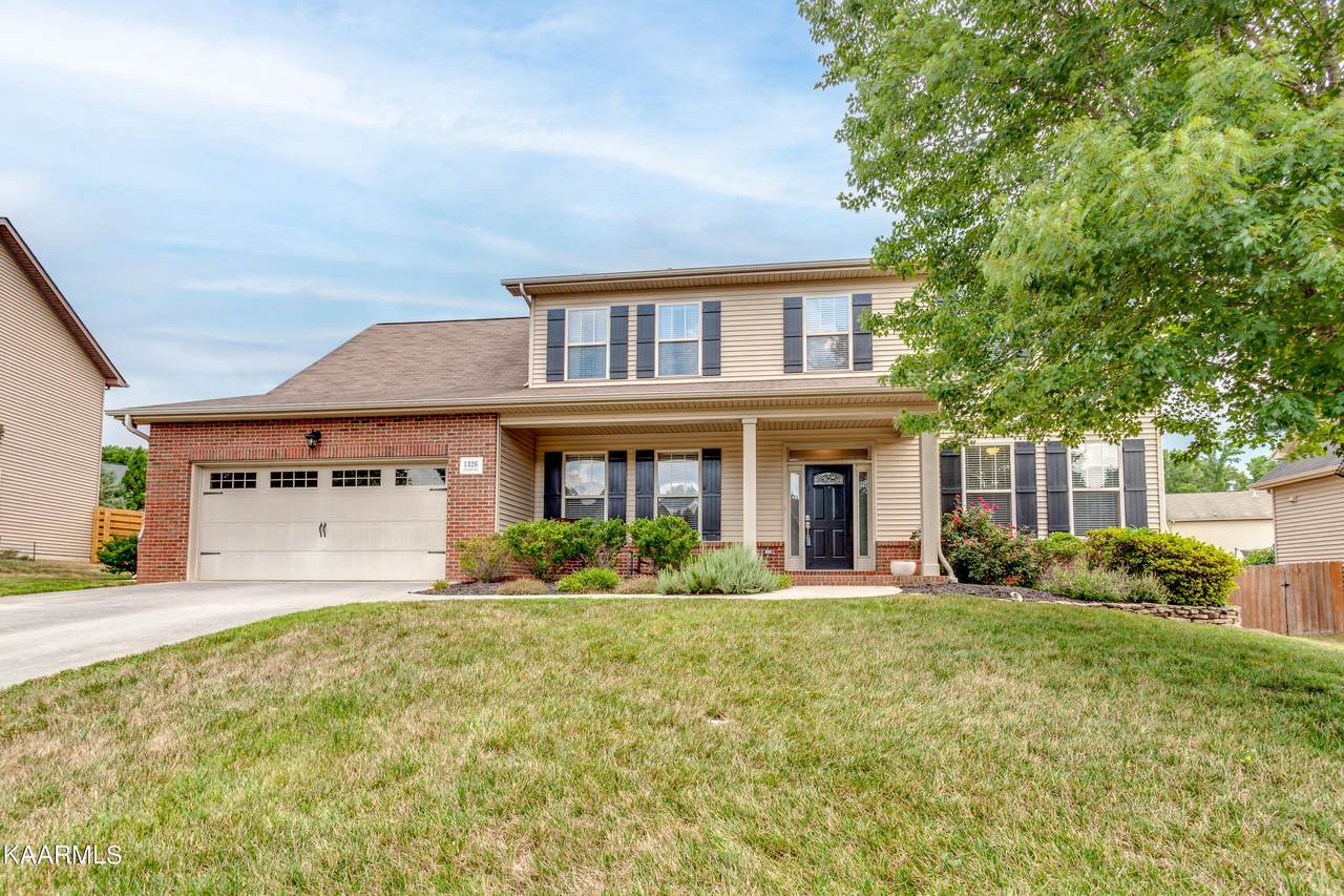 1326 Hillman Road Rd - Photo 1