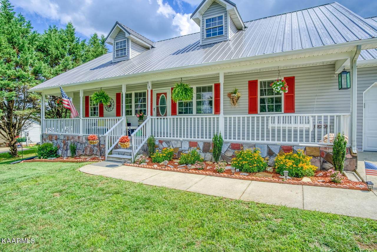 914 Crosby Lane - Photo 1