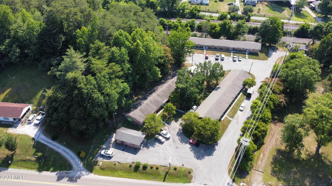 1139 Main St - Photo 1