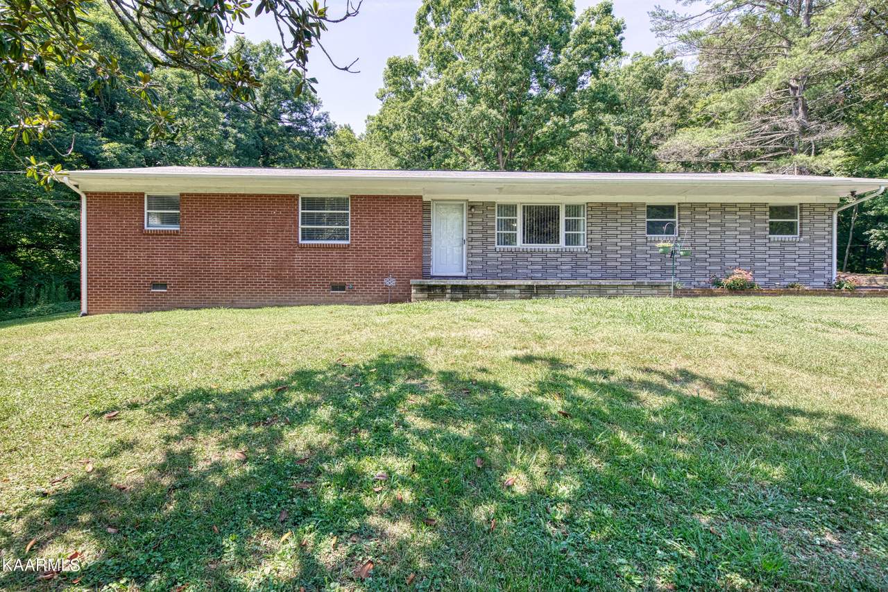 1029 Deaderick Rd - Photo 1