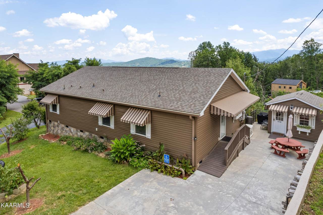 845 Chestnut Drive - Photo 1