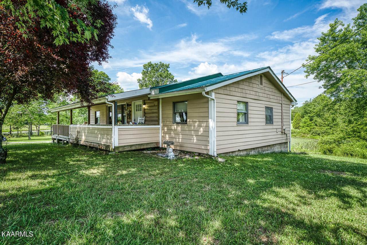 136 Limerick Drive - Photo 1