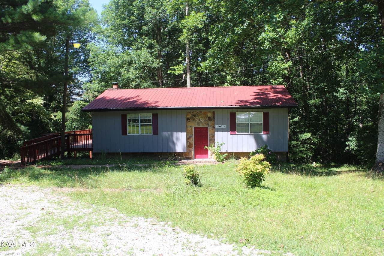 1060 Star Point Rd - Photo 1