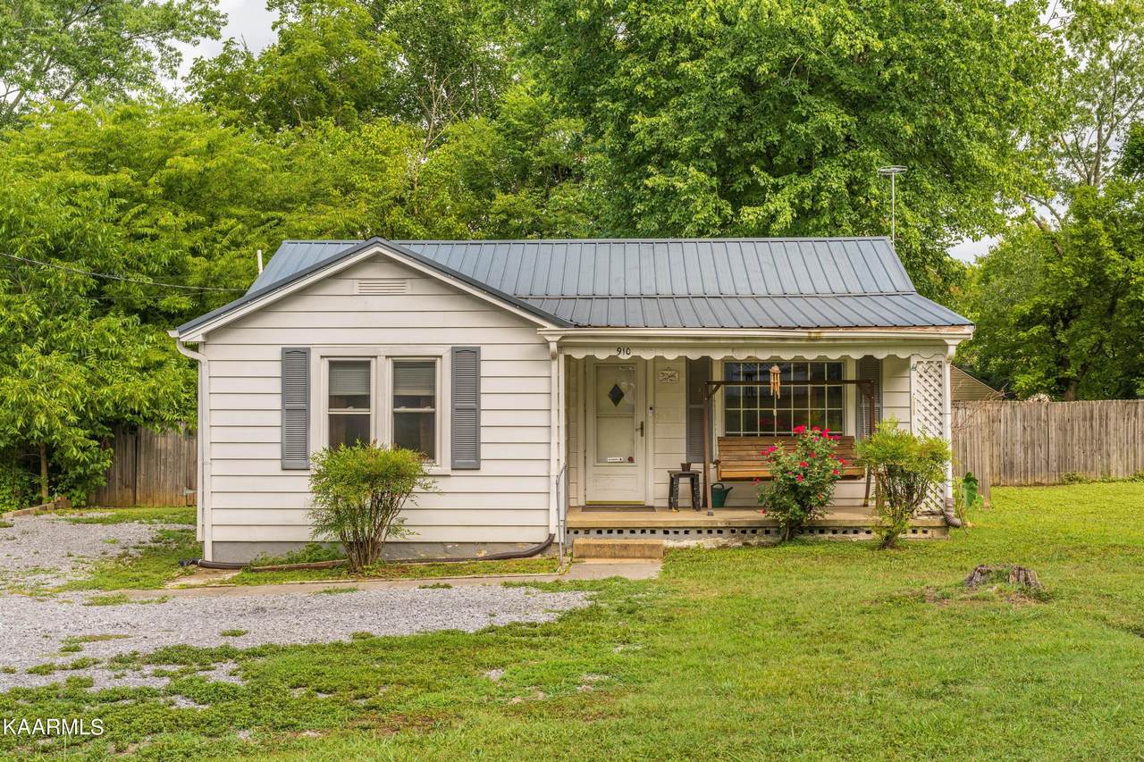 910 Georgetown Rd - Photo 1