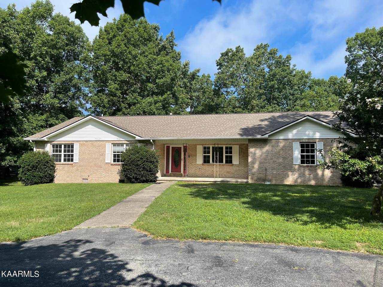 1049 Scarlett Drive - Photo 1