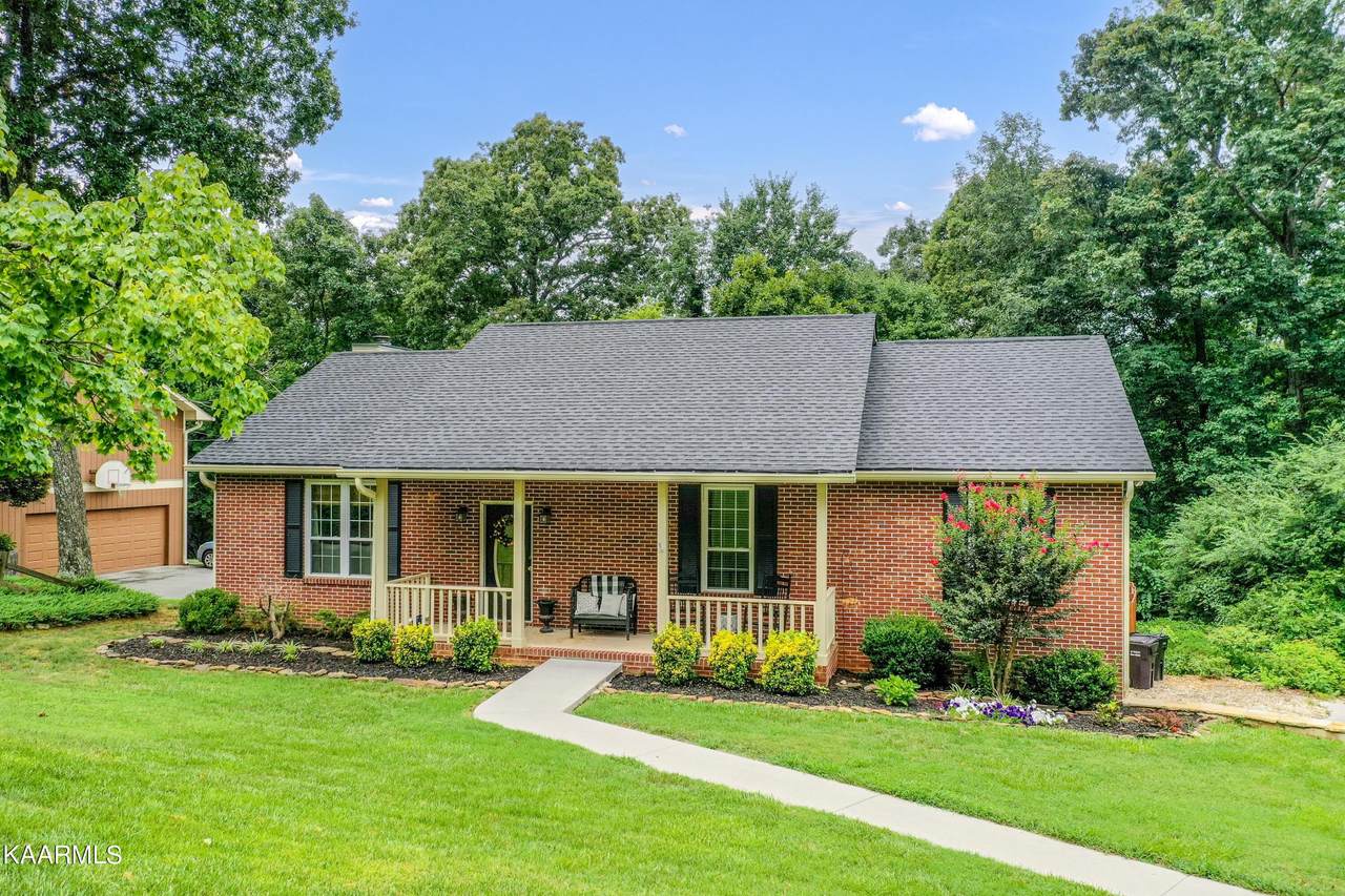 637 Banbury Rd - Photo 1