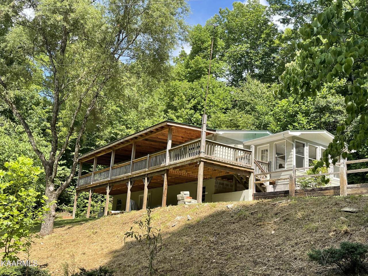 308 Smithfield Rd - Photo 1