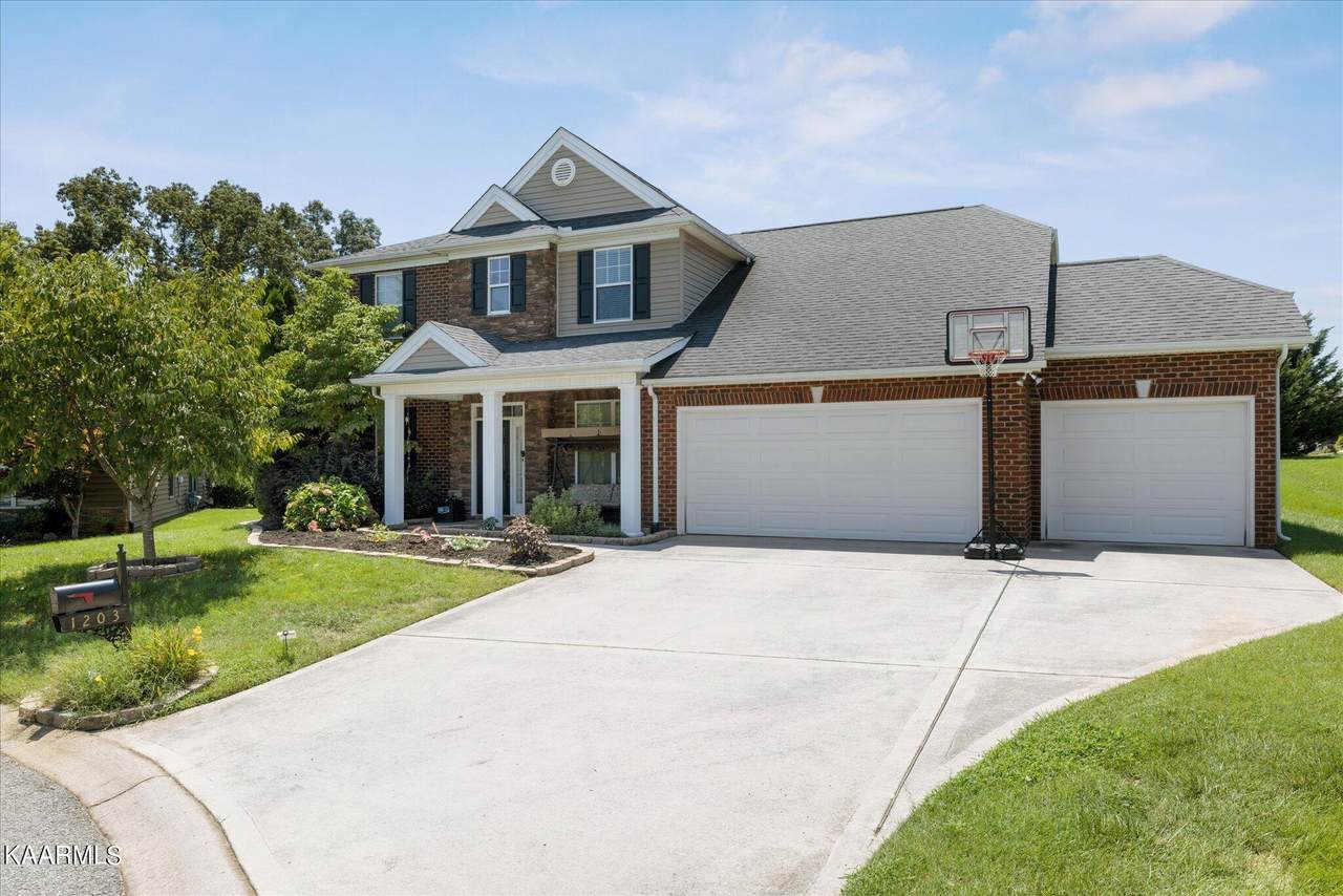 1203 Quicksilver Way - Photo 1