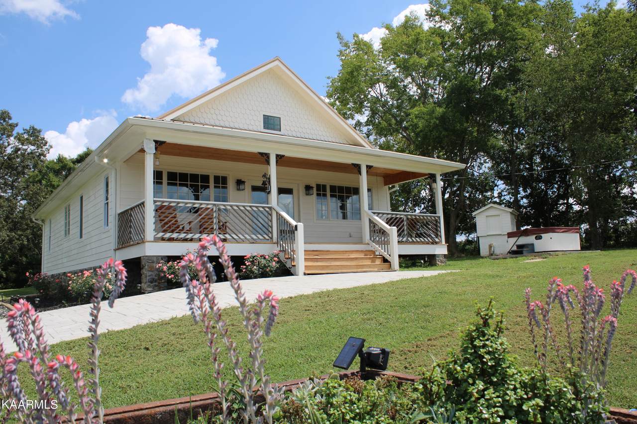 2738 Indian Creek Rd - Photo 1