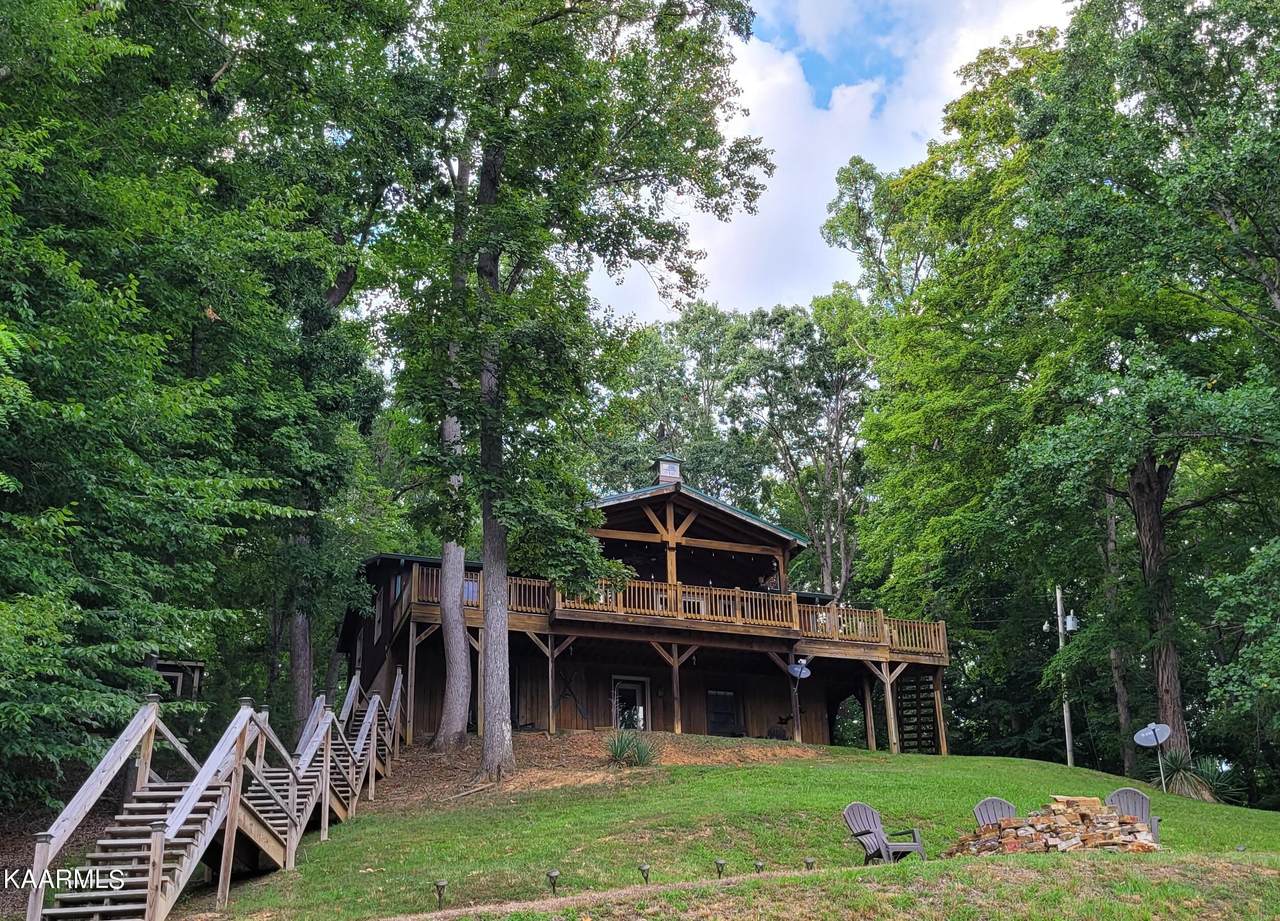 1049 Dean Circle - Photo 1