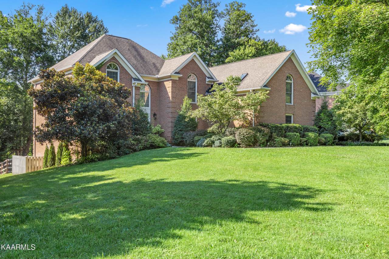 12200 Brighton Court - Photo 1