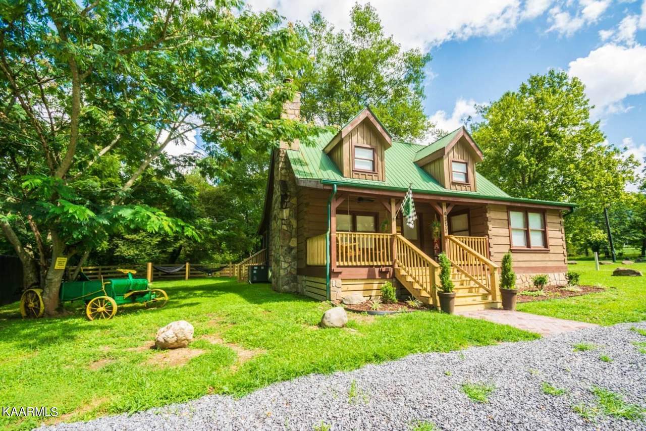 4352 Cosby Hwy - Photo 1