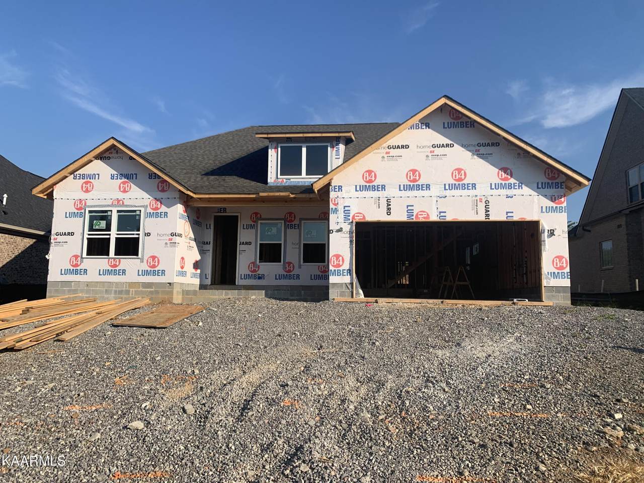 518 Maclaren Way - Photo 1