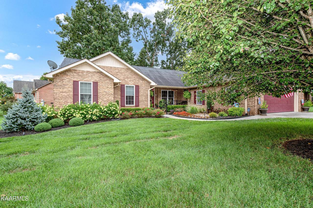 1219 Newcastle Way - Photo 1