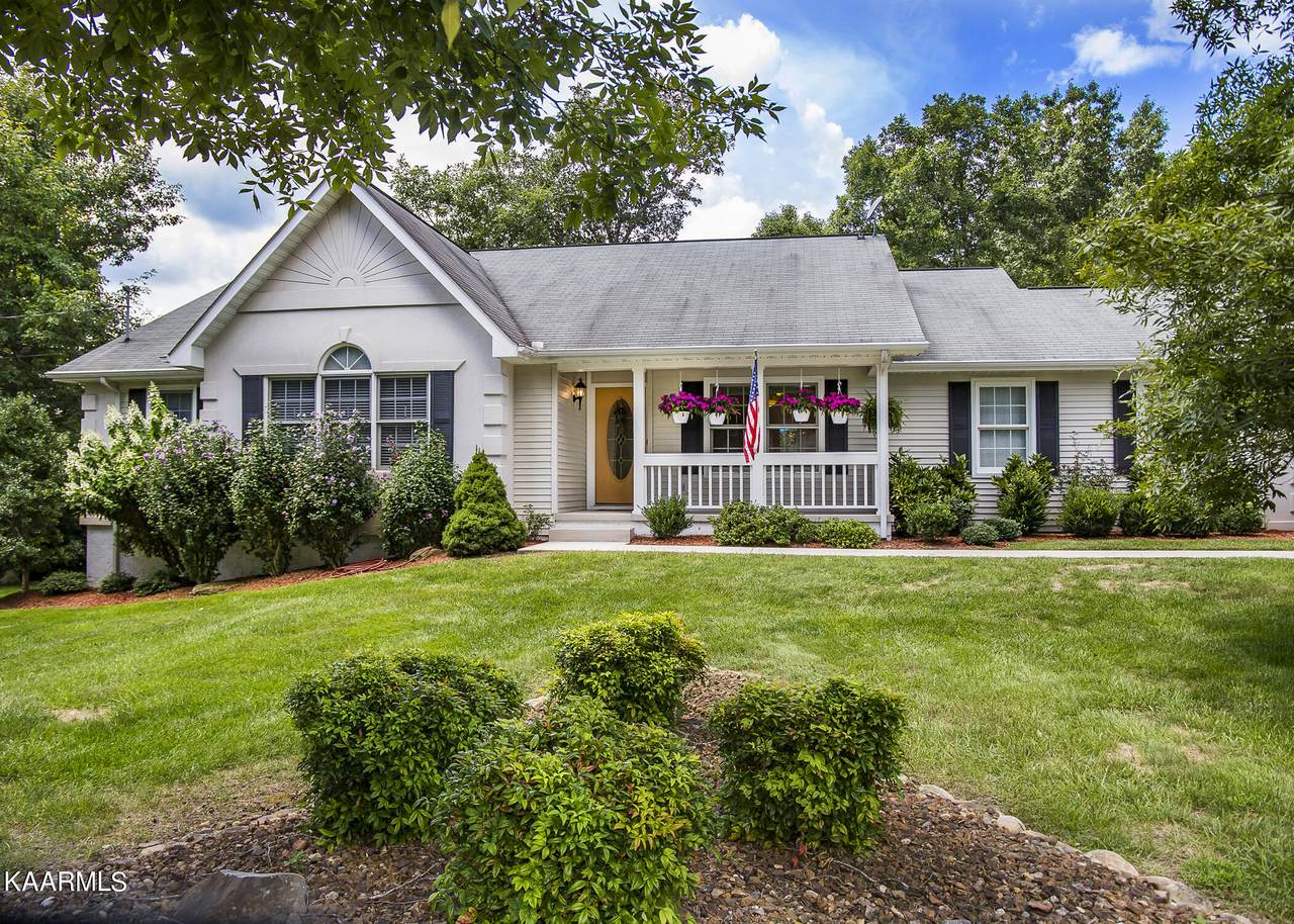 43 Roundstone Terrace - Photo 1