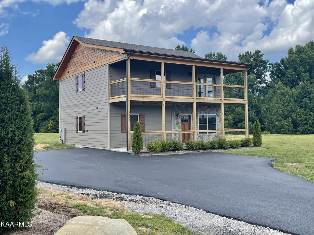 3865 Holders Grove Rd - Photo 1