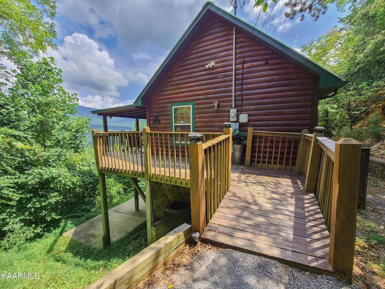 3935 Glenview Way - Photo 1