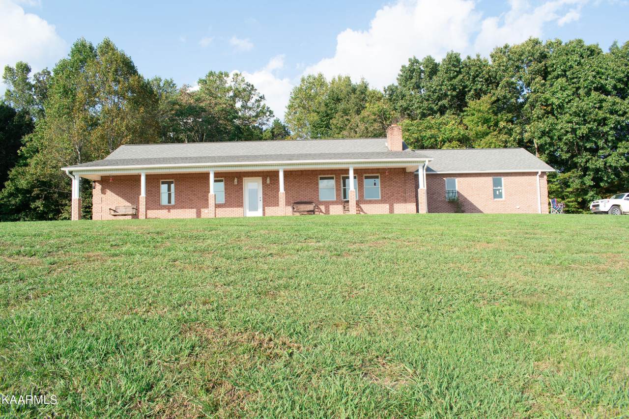 1396 Montgomery Rd - Photo 1